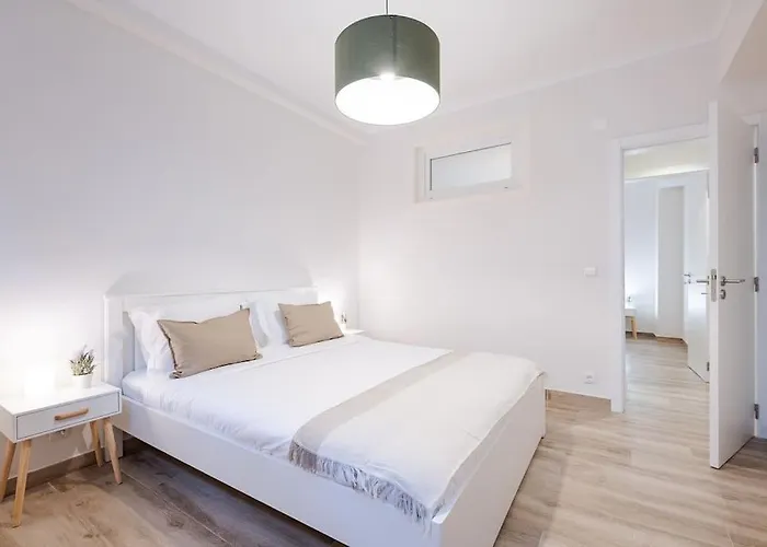 Santos Gem Ii - Space In Trendy Neighborhood * Lisboa