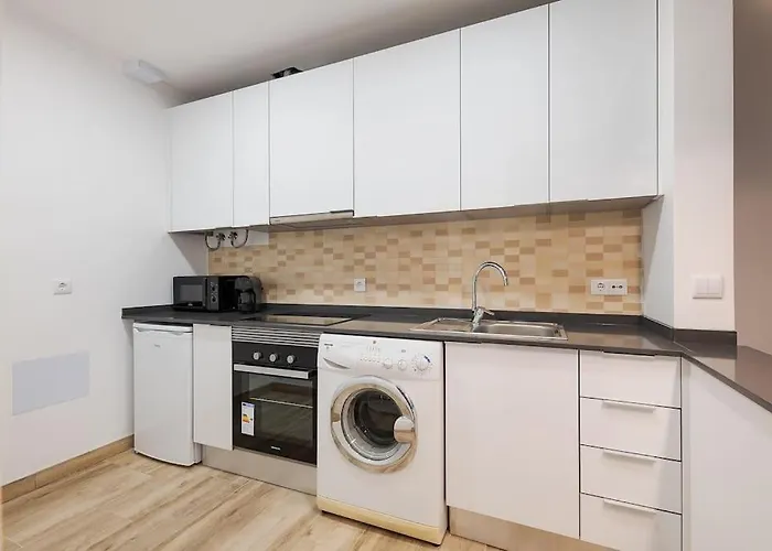 Santos Gem Ii - Space In Trendy Neighborhood *